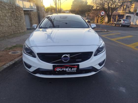 VOLVO S60 2.0 T6 R-DESIGN GASOLINA 4P AUTOMÁTICO VOLVO S60 2.0 T6 R-DESIGN GASOLINA 4P AUTOMÁTICO